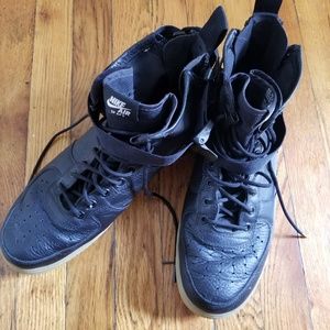 Black Nike Air